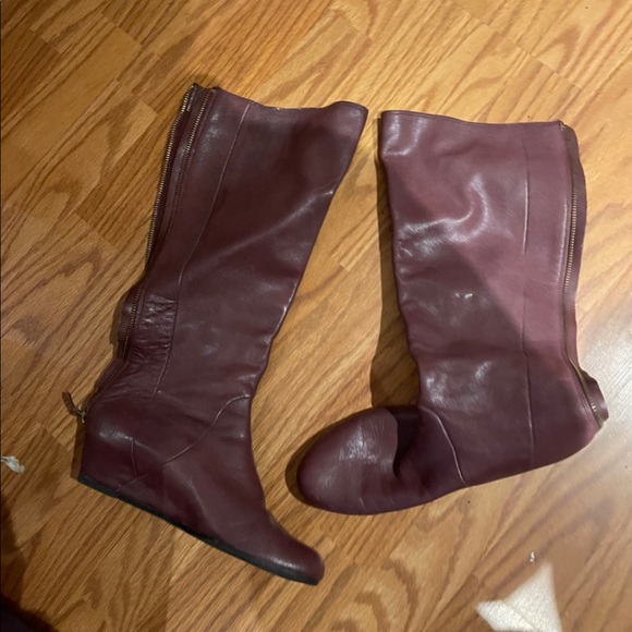 Winter boots used but still lot of life left! Price says it all - Picture 2 of 4